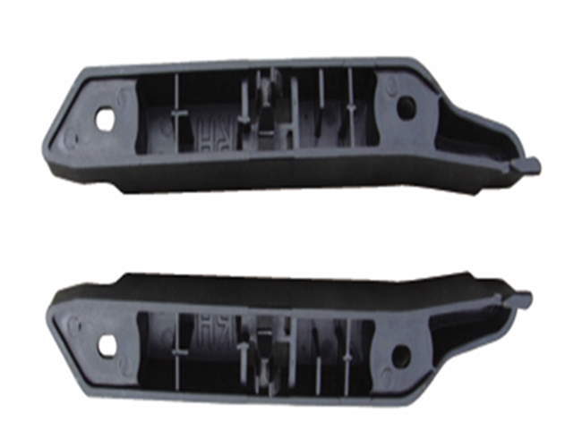 FOCUS 09 FRONT BUMPER BRACKET