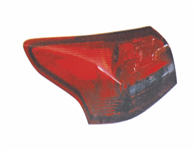 FOCUS  15 TAIL LAMP OUTER